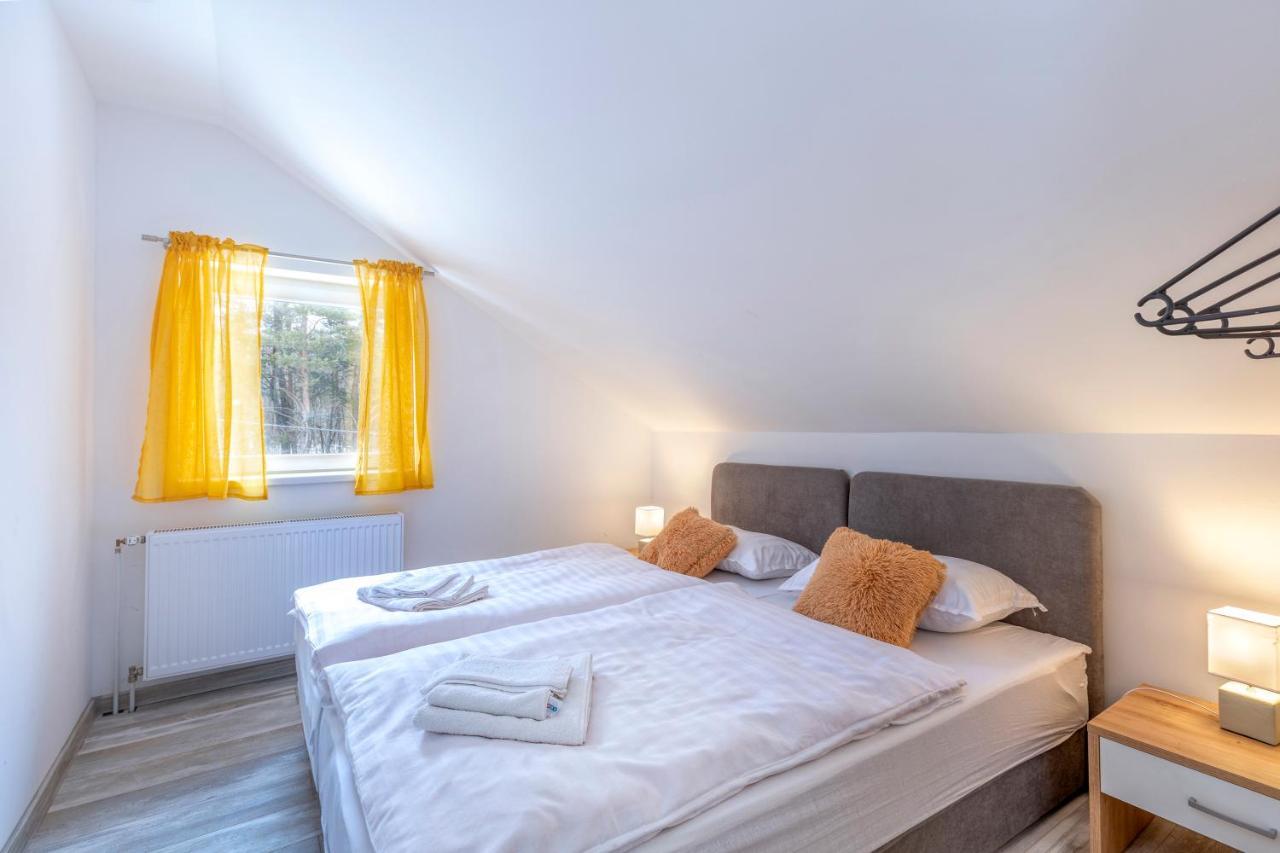 Apartman Vedro Polje Gospić Exterior foto